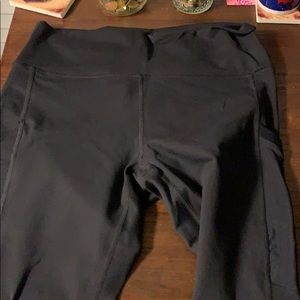 Black pocket Capri, L